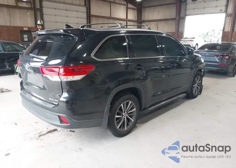 2018 Toyota Highlander Xle из США, поврежденный, VIN 5TDJZRFH3JS532157